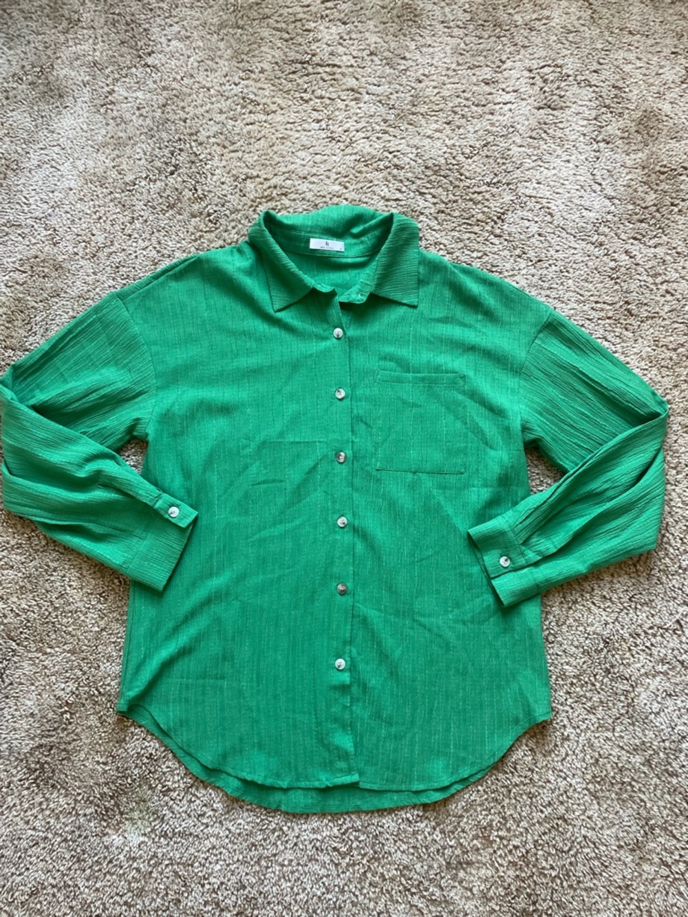 Button Down Blouse Green Spring Summer Vacation Women’s Size Medium Office Fun